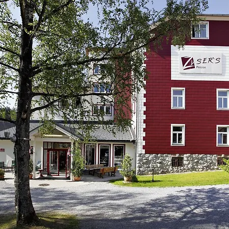 Familie Zuser Garni Миттербах