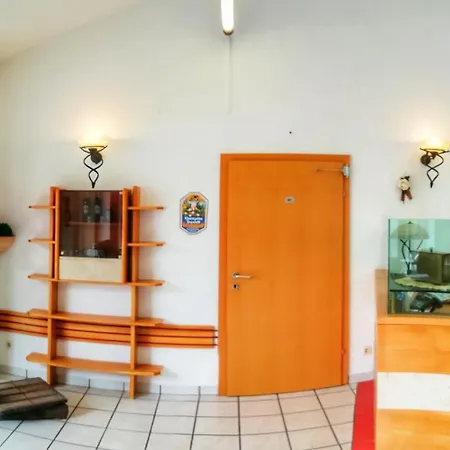 Familie Zuser Garni 3*