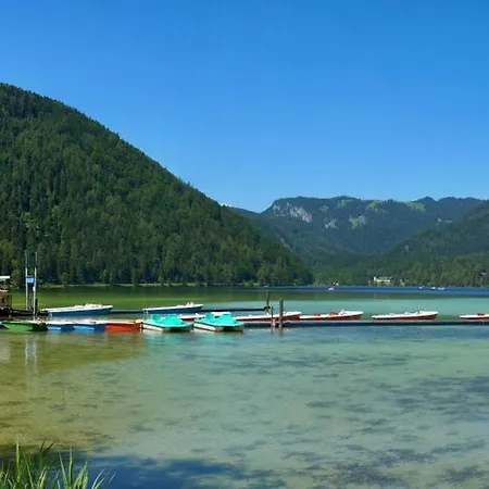 Familie Zuser Garni ホテル 3*