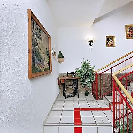 Ξενοδοχείο Familie Zuser Garni