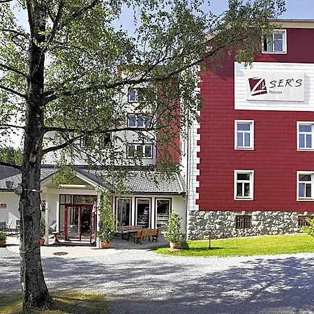 Отель Familie Zuser Garni Миттербах