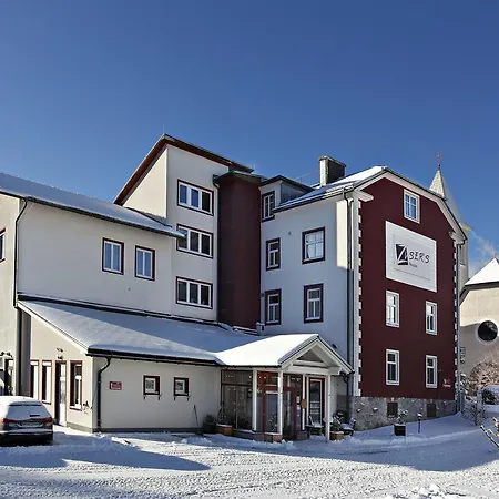 Familie Zuser Garni ミッターバッハ