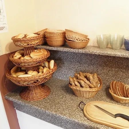Familie Zuser Garni Szálloda 3*