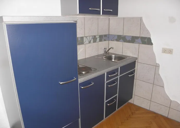 Familie Zuser Garni Hotel 3*