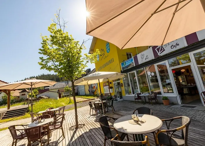 Familie Zuser Garni Hotel