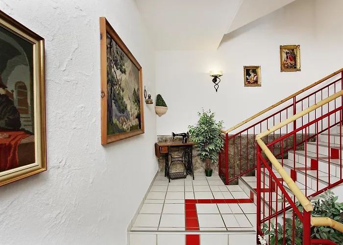 Hotel Familie Zuser Garni 3*