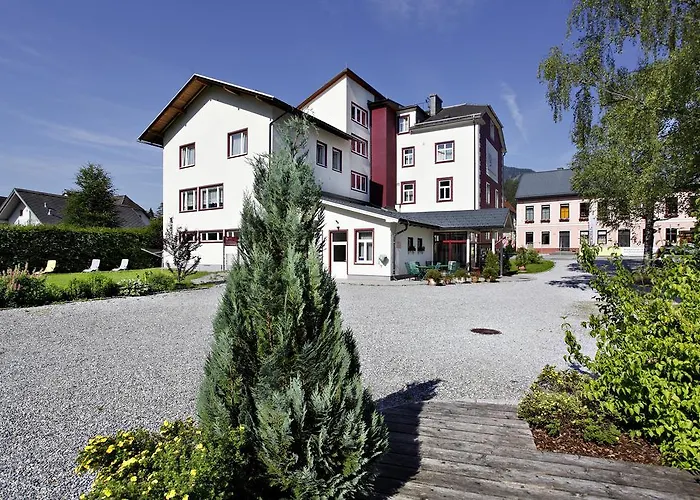 ホテル Familie Zuser Garni 3*