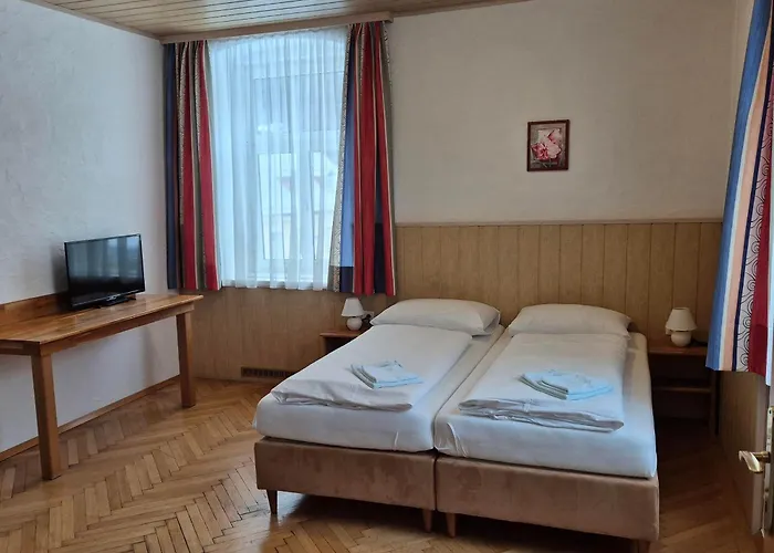 Hotel Familie Zuser Garni