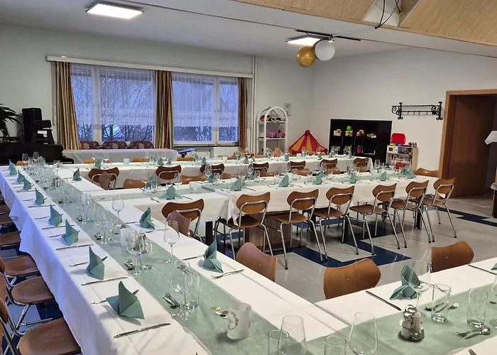 Familie Zuser Garni Hotel