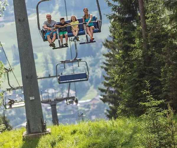 Familie Zuser Garni Hotel Mitterbach